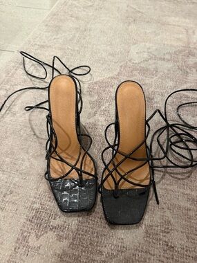 Amazon Black Lace-Up Square-Toe Strappy Heels